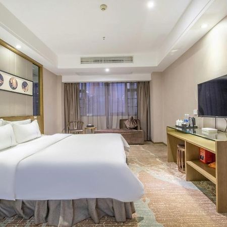 Lnsail Hotel Shenzhen Luohu Port Railway Station Exteriör bild