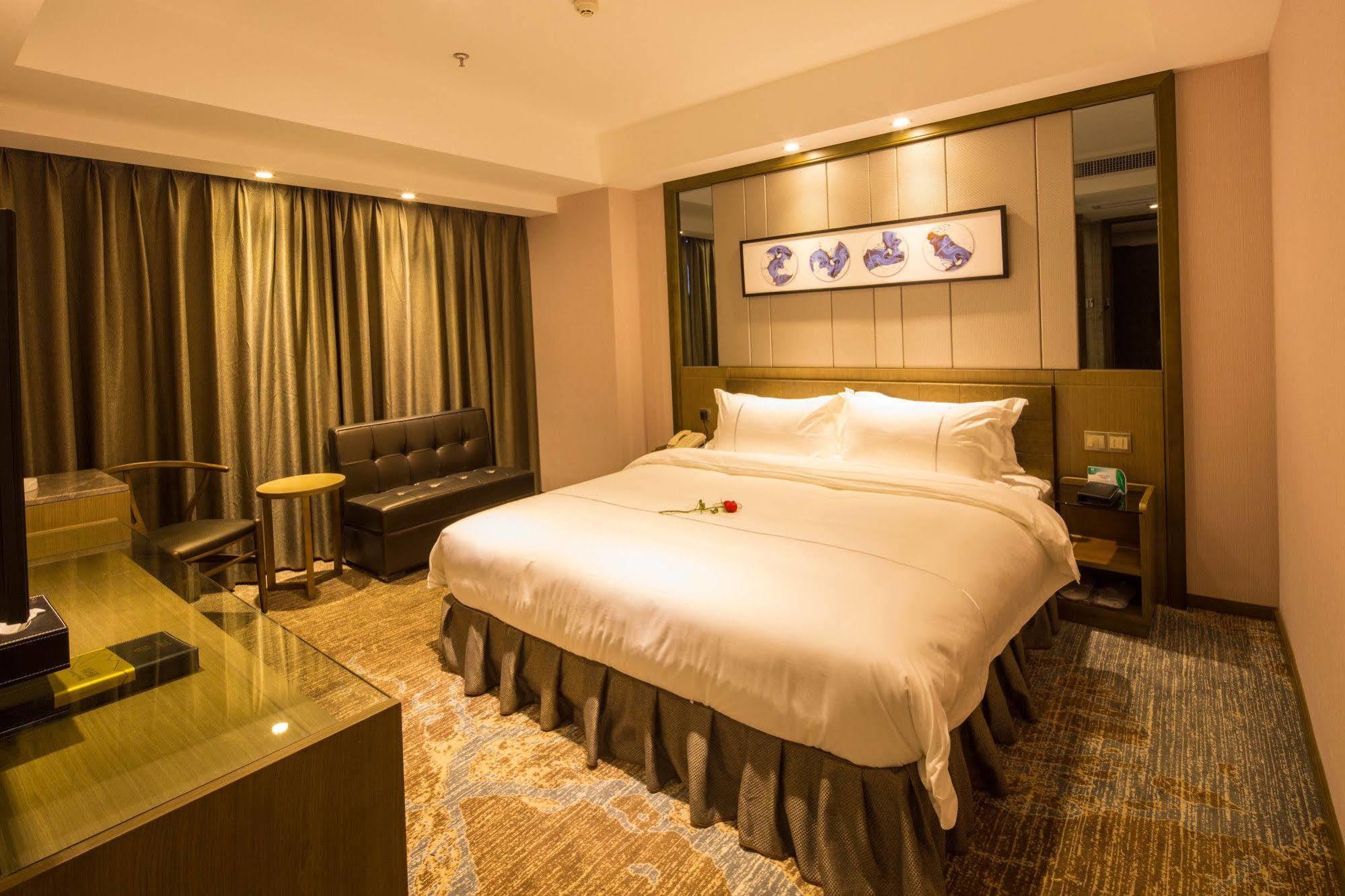 Lnsail Hotel Shenzhen Luohu Port Railway Station Exteriör bild